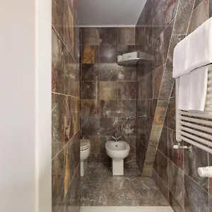 4* Ξενοδοχείο Lombardia